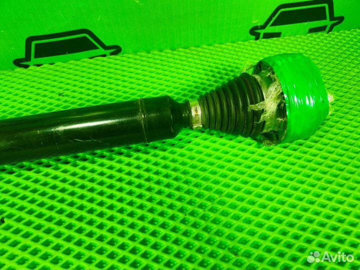 Привод правый Skoda Octavia A5 2010 1.8 CDA МКПП