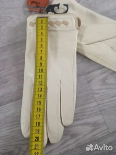 Перчатки кожаные укороченные