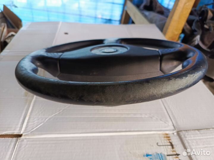 Руль Momo Mitsubishi Lancer Cedia Ralliart