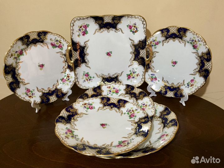 Блюдо и 6 больших тарелок. Англия