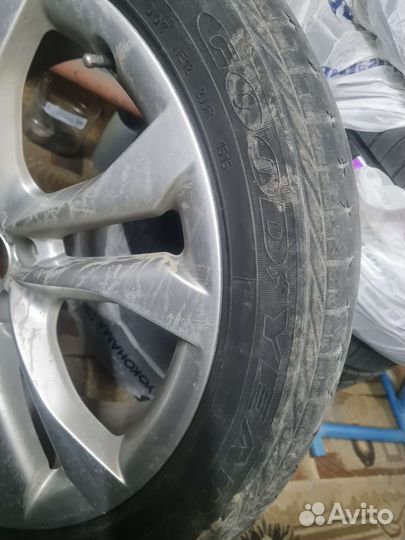 Goodyear Excellence 255/45 R20