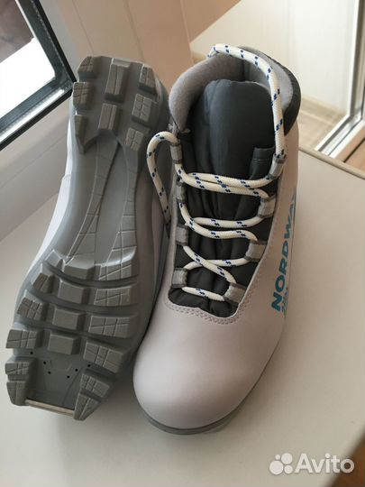 Лыжные ботинки 35 размер
