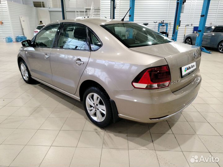 Volkswagen Polo 1.6 AT, 2016, 141 380 км