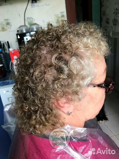 Парикмахер пожилым. Стрижка пенсионеров. Выезд