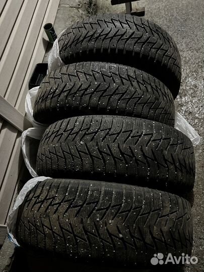 Sailun Ice Blazer Stud 215/55 R18