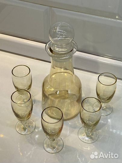 Графин и рюмки СССР