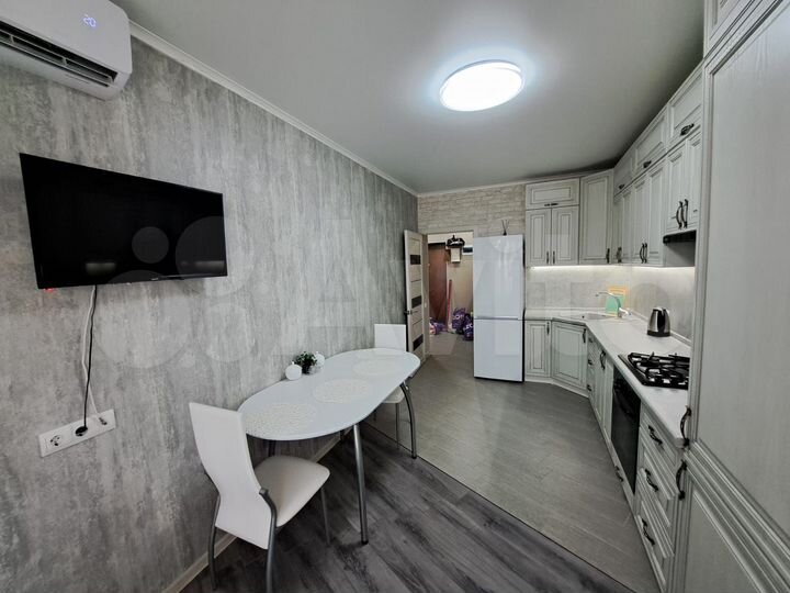 1-к. квартира, 47 м², 2/8 эт.