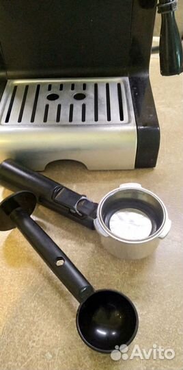 Кофеварка рожковая Vitek VT-1513 BK