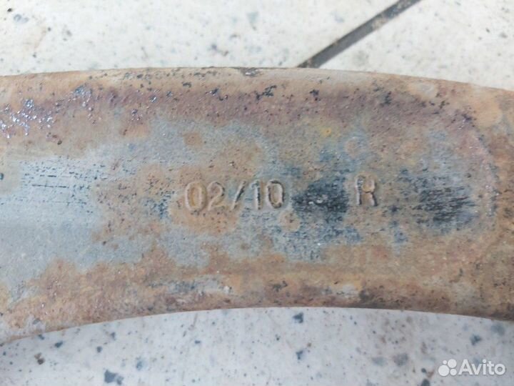 Рычаг подвески передний правый Peugeot 308 T7 1.6