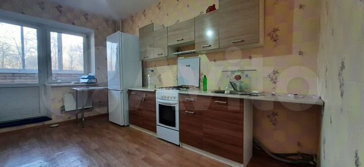 3-к. квартира, 113 м², 2/10 эт.