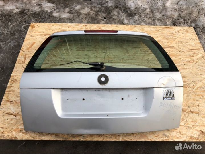 Дверь багажника со стеклом Skoda Fabia