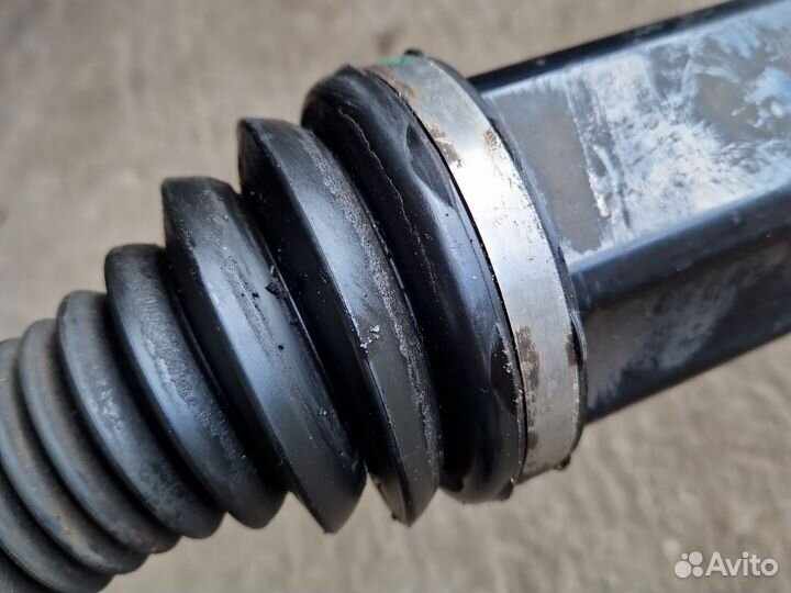 Привод передний правый Мерседес w213