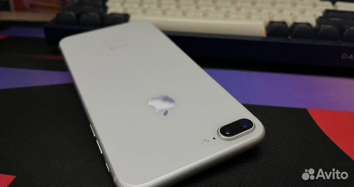 iPhone 8 Plus, 128 ГБ