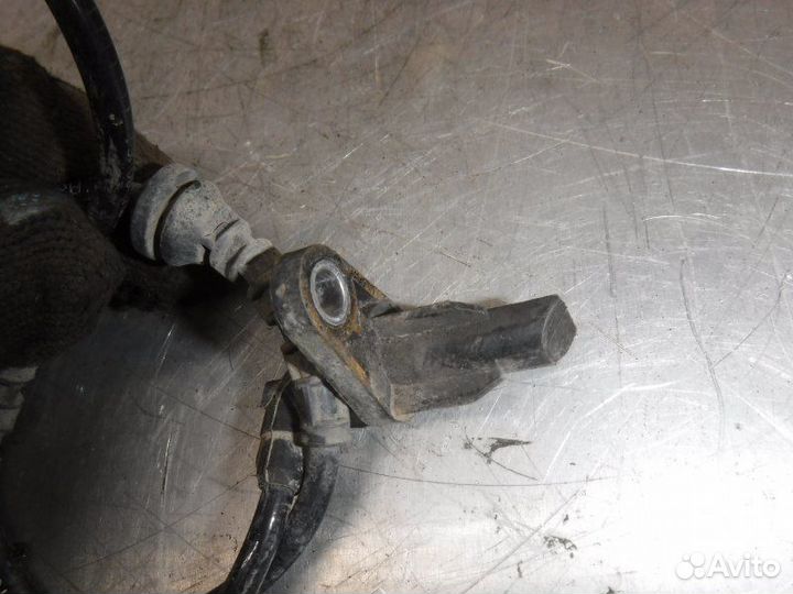 Датчик abs задний правый Nissan Almera G15 K4M