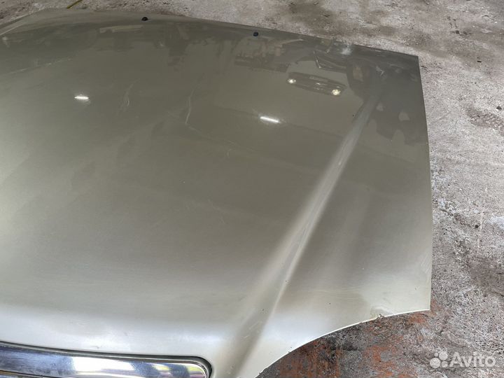 Капот газ 31105