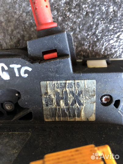 Замок передний правый Opel Astra J gtc 2010-2017