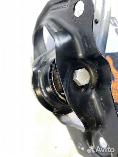 Рычаг подвески нижний задний левый Volkswagen