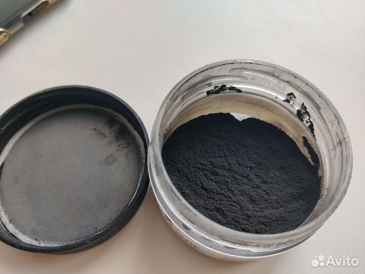 Кокосовый уголь для отбеливания зубов