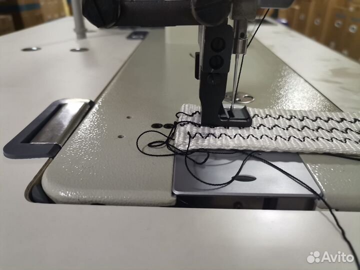 Машина Зиг-Заг с шагающей лапкой aurora A-2533