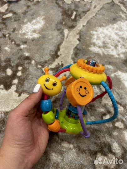 Развивающие игрушки для малышей