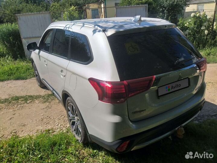 Mitsubishi Outlander 2.4 CVT, 2017, 25 000 км