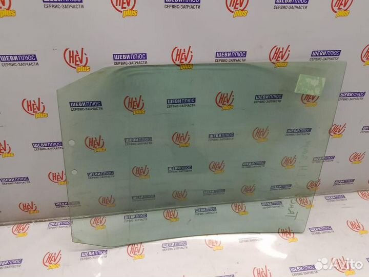 Стекло задней левой двери Chevrolet Tracker