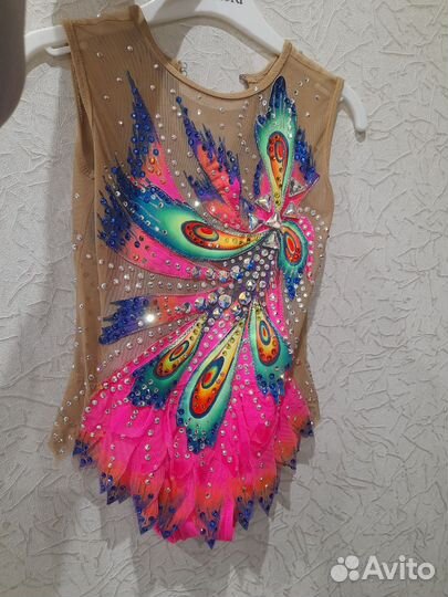 Костюм для художестаенной гимнастики 122