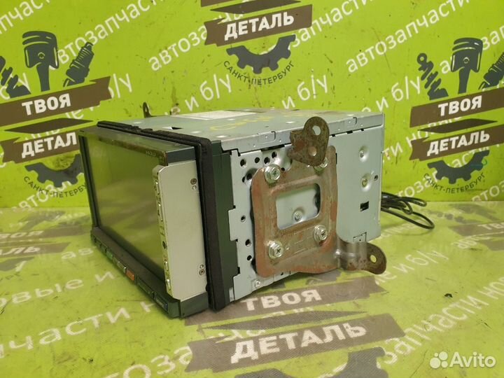 Магнитола Clarion Max750Hd