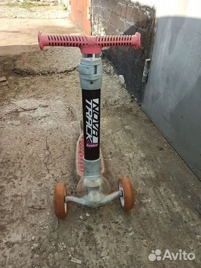 Детский самокат трёхколёсный фирмы Нова трек