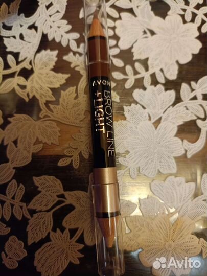 Карандаш-хайлайтер для бровей