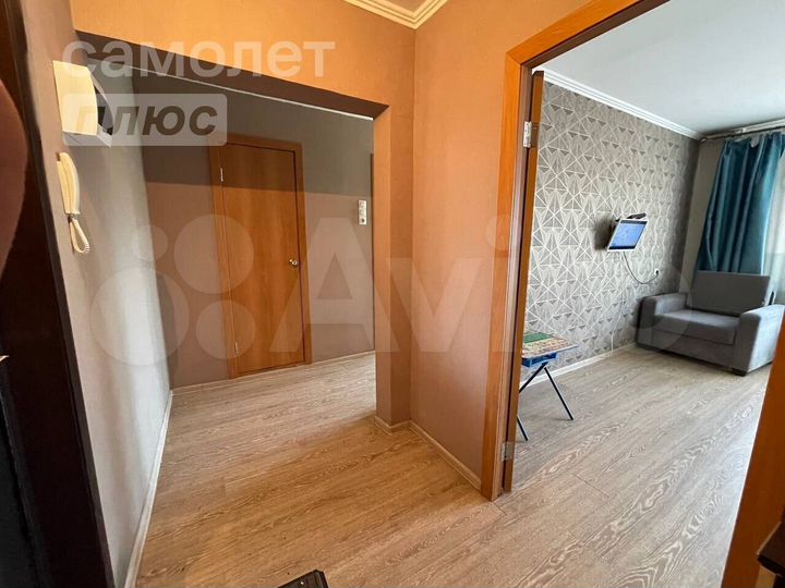 1-к. квартира, 41,8 м², 1/9 эт.