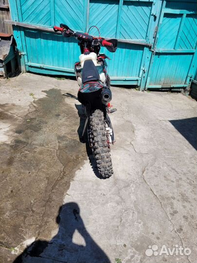 Zuum nc 300 (buster)