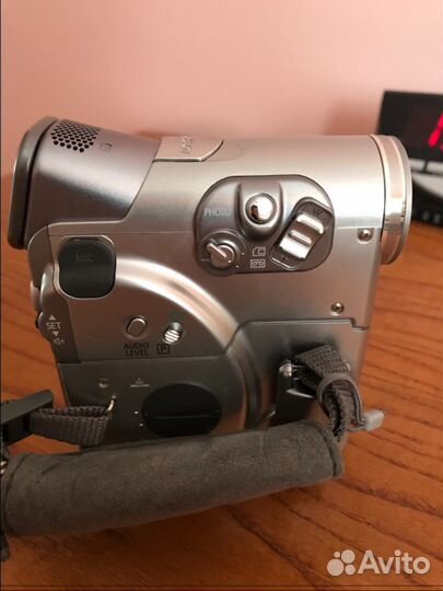 Видеокамера Canon MVX30i