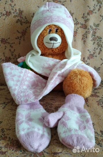 Комплект шапка, шарф и варежки для девочек