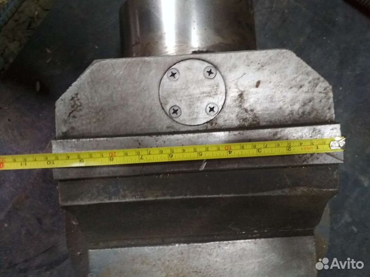 Тисы станочные