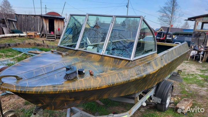 Ветровое стекло на лодку Крым