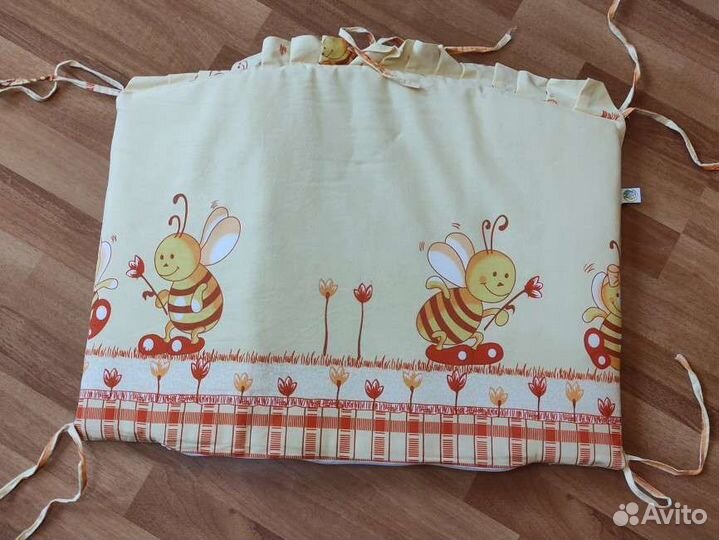 Бортики в кроватку