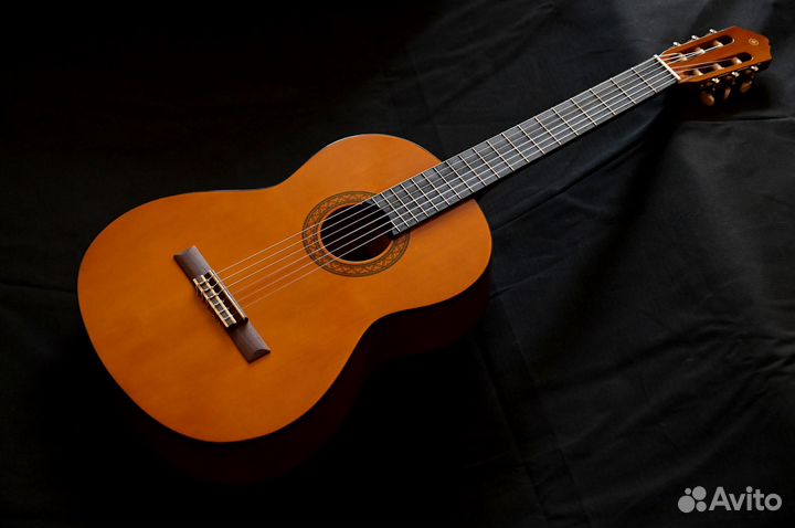 Классическая гитара Yamaha C40 оригинал