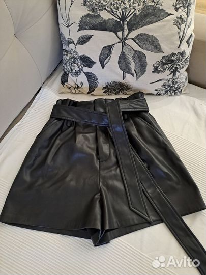 Шорты, юбки zara s, lime m