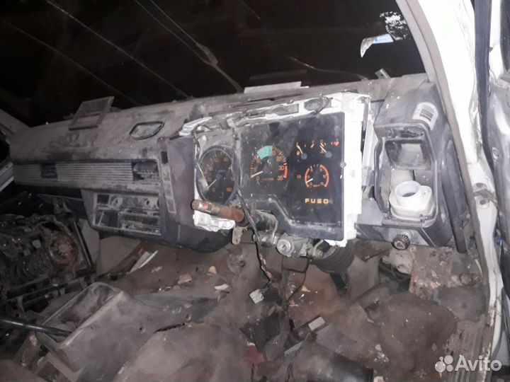 Mitsubishi Fuso Fighter с КМУ, 1991