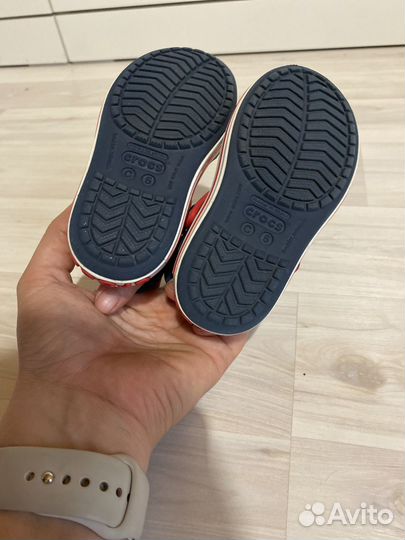 Сандалии crocs c6