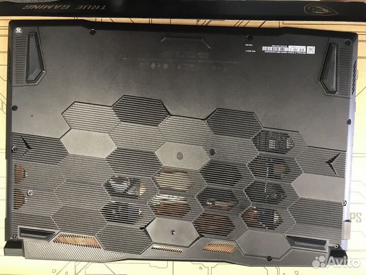 Ноутбук MSI GF76 katana