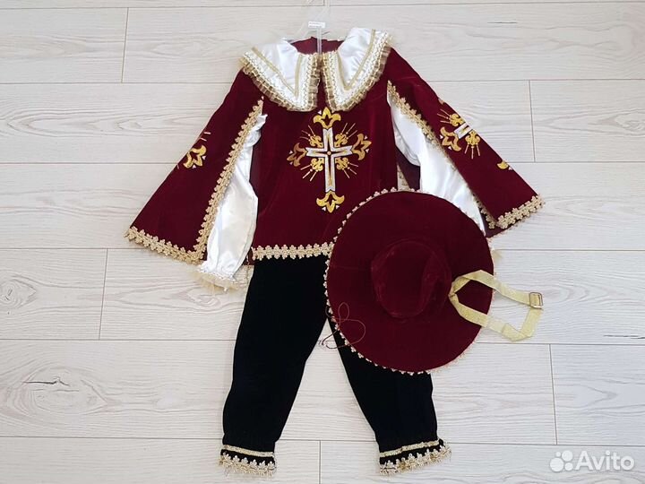 Костюм мушкетера 95