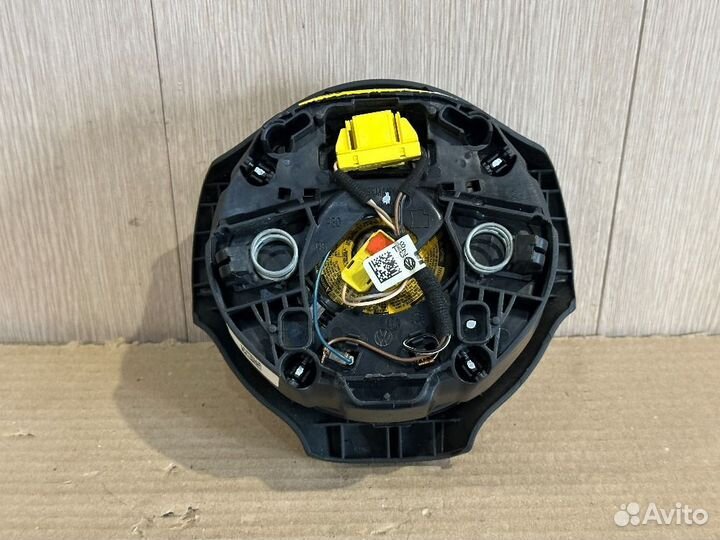 Подушка безопасности в руль Volkswagen Polo 5