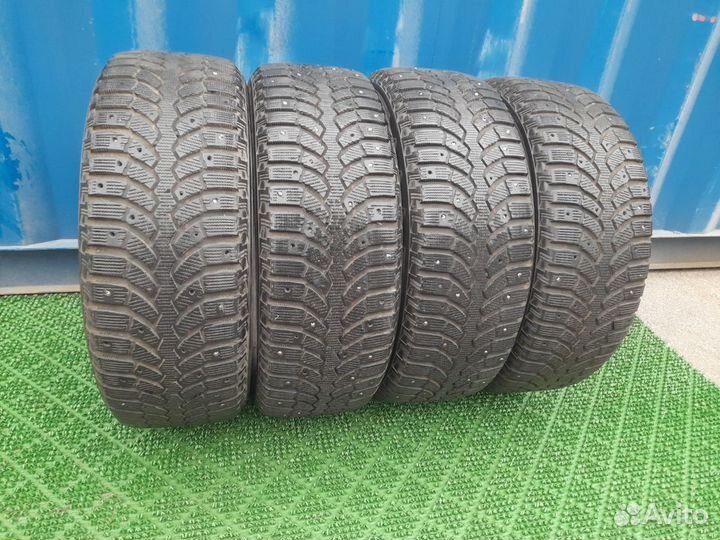 Bridgestone Blizzak Spike-01 205/60 R16 100T