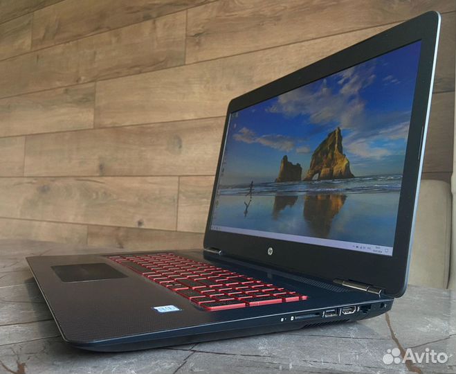 Игровой HP 17 Core i5 7300HQ/8Gb/GTX1050/608Gb Ssd