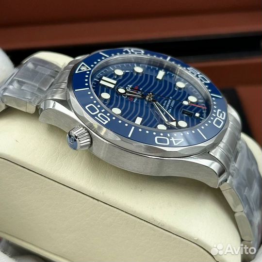 Часы Omega Seamaster Diver 300 M Blue