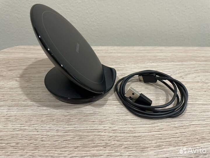 Беспроводная зарядка samsung