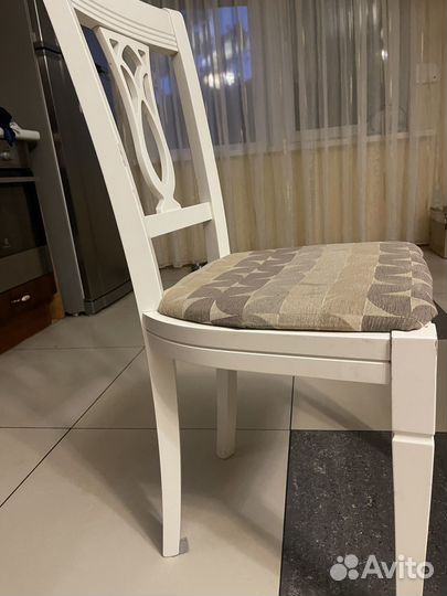 Стулья требуют реставрации