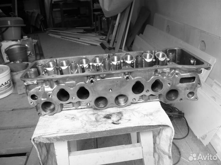 Продаю ГБЦ ваз 2123 нового образца